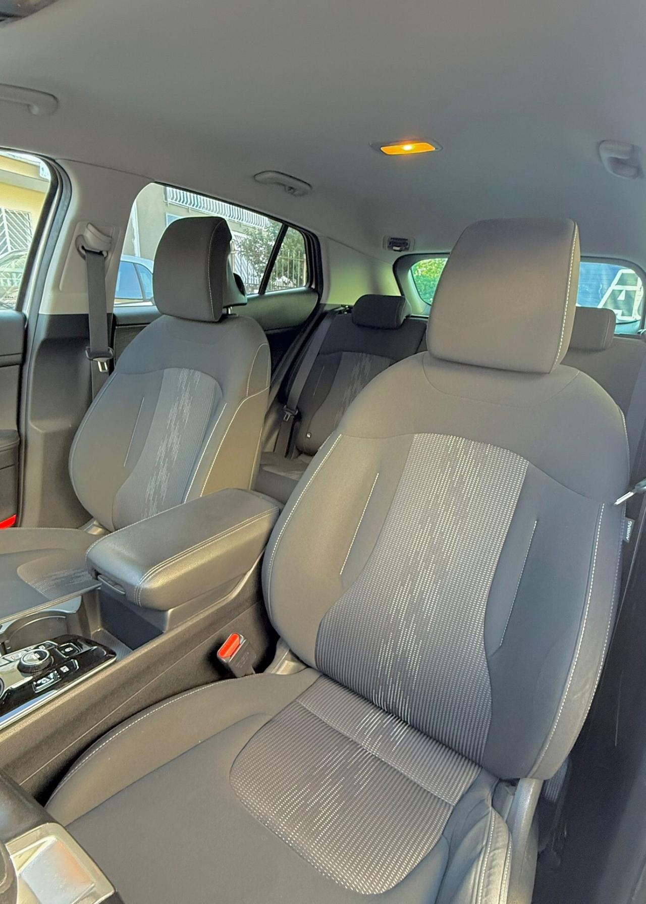 Kia Sportage 1.6 CDRI Mhev Automatica 136 Cv