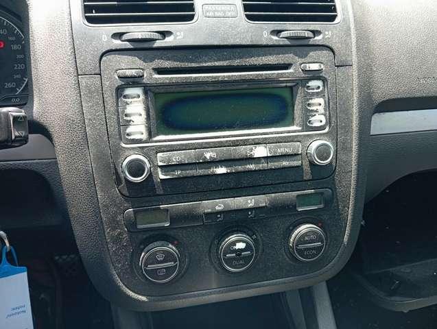 Volkswagen Golf 5p 2.0 tdi Sportline