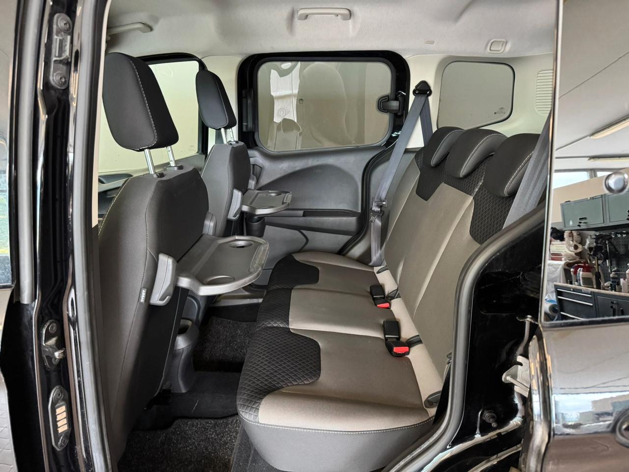 Ford Tourneo Courier Tourneo Courier 1.5 TDCI 100 CV S&S Sport