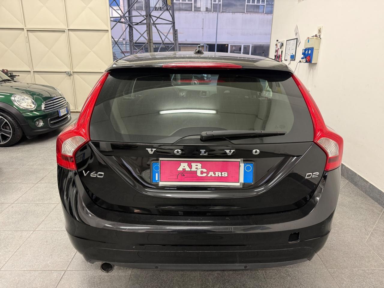 Volvo V60 D2 Geartronic Kinetic