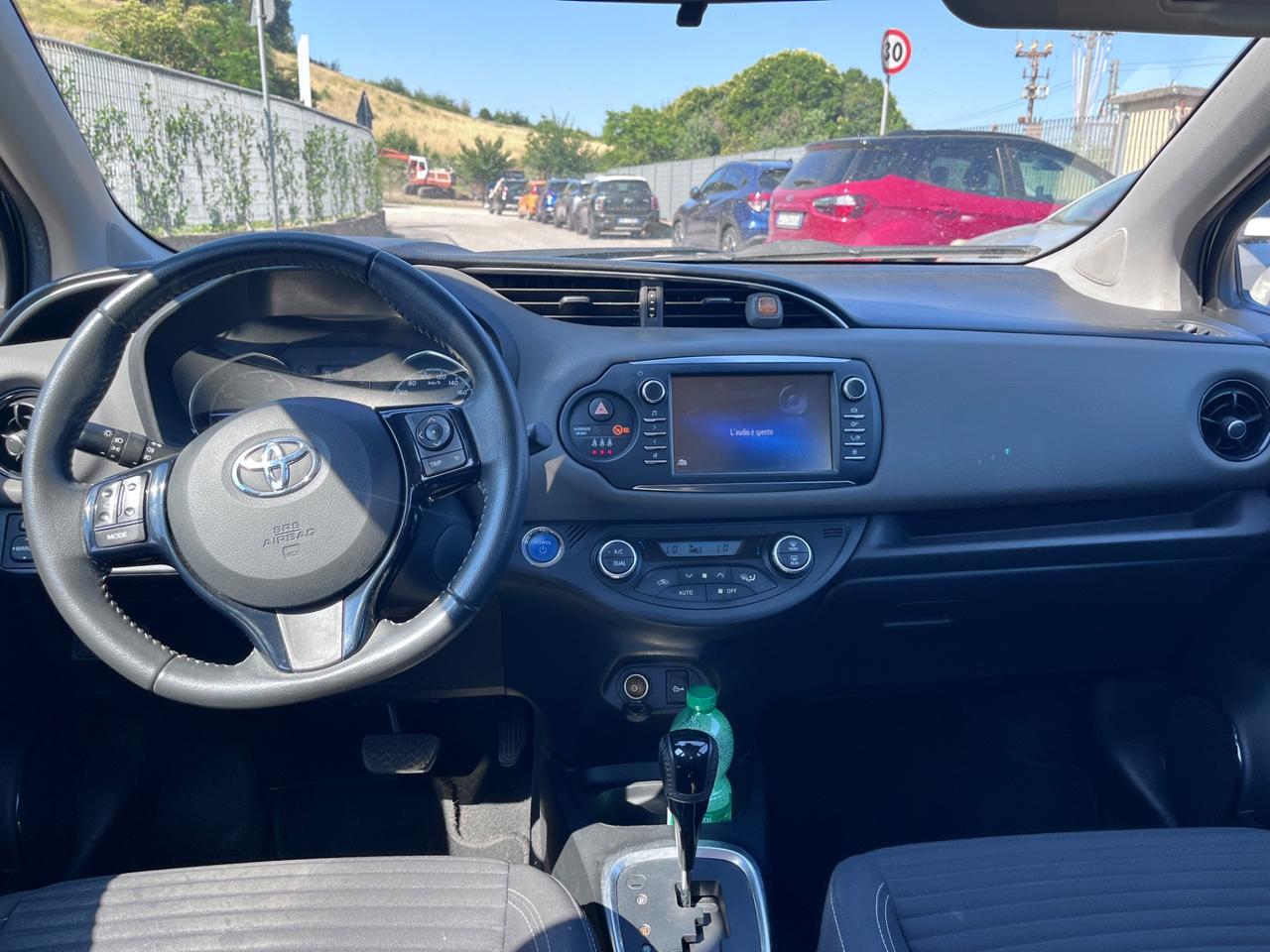 Toyota Yaris 1.5 Hybrid 5 porte Cool