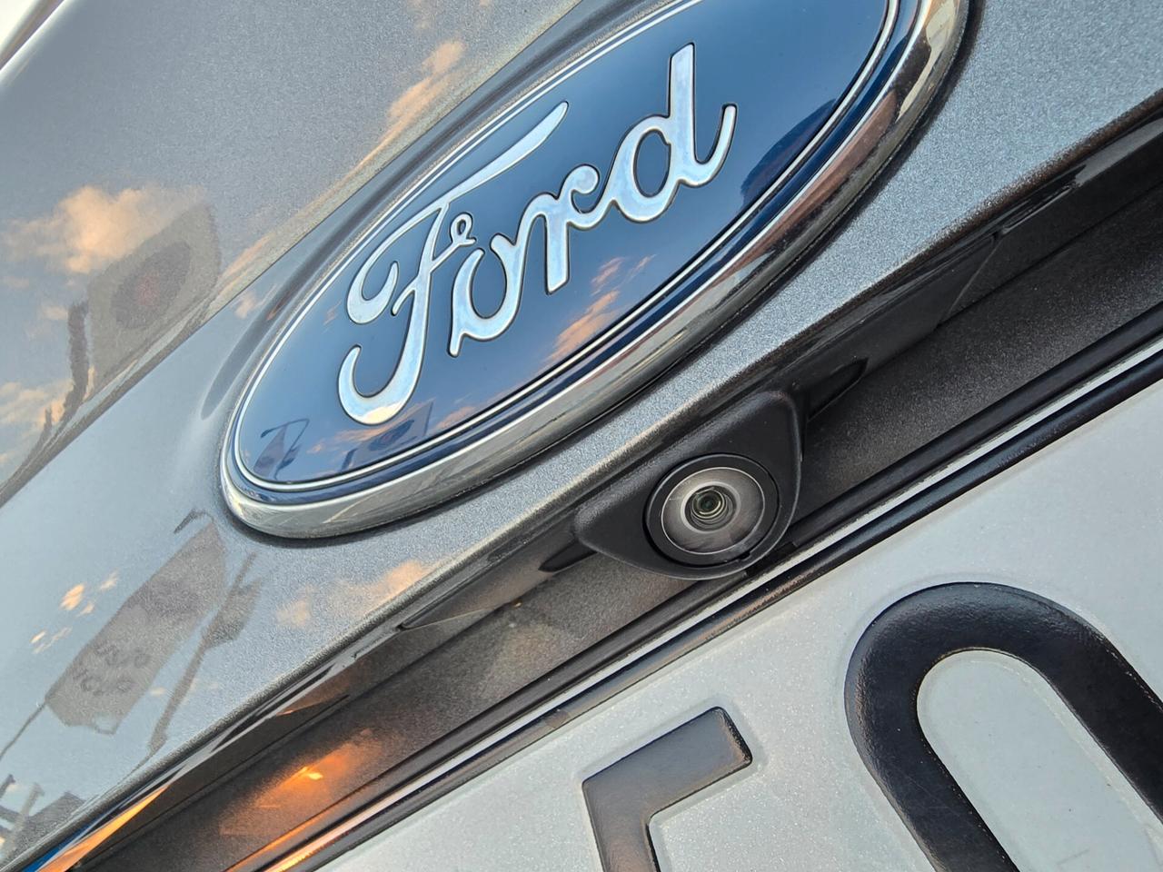 Ford Kuga 2.0 TDCI 150 CV S&S 4WD Titanium