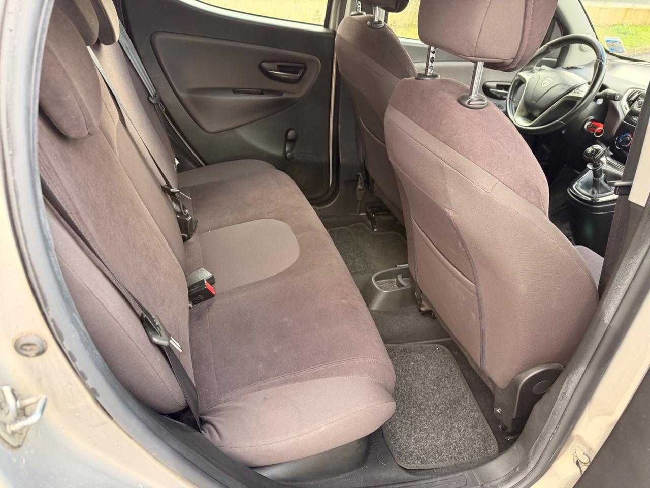 Lancia Ypsilon 1.2 69 CV 5 porte GPL Ecochic Gold