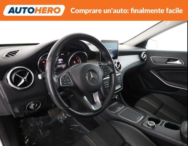 MERCEDES-BENZ GLA 180 d Automatic Sport