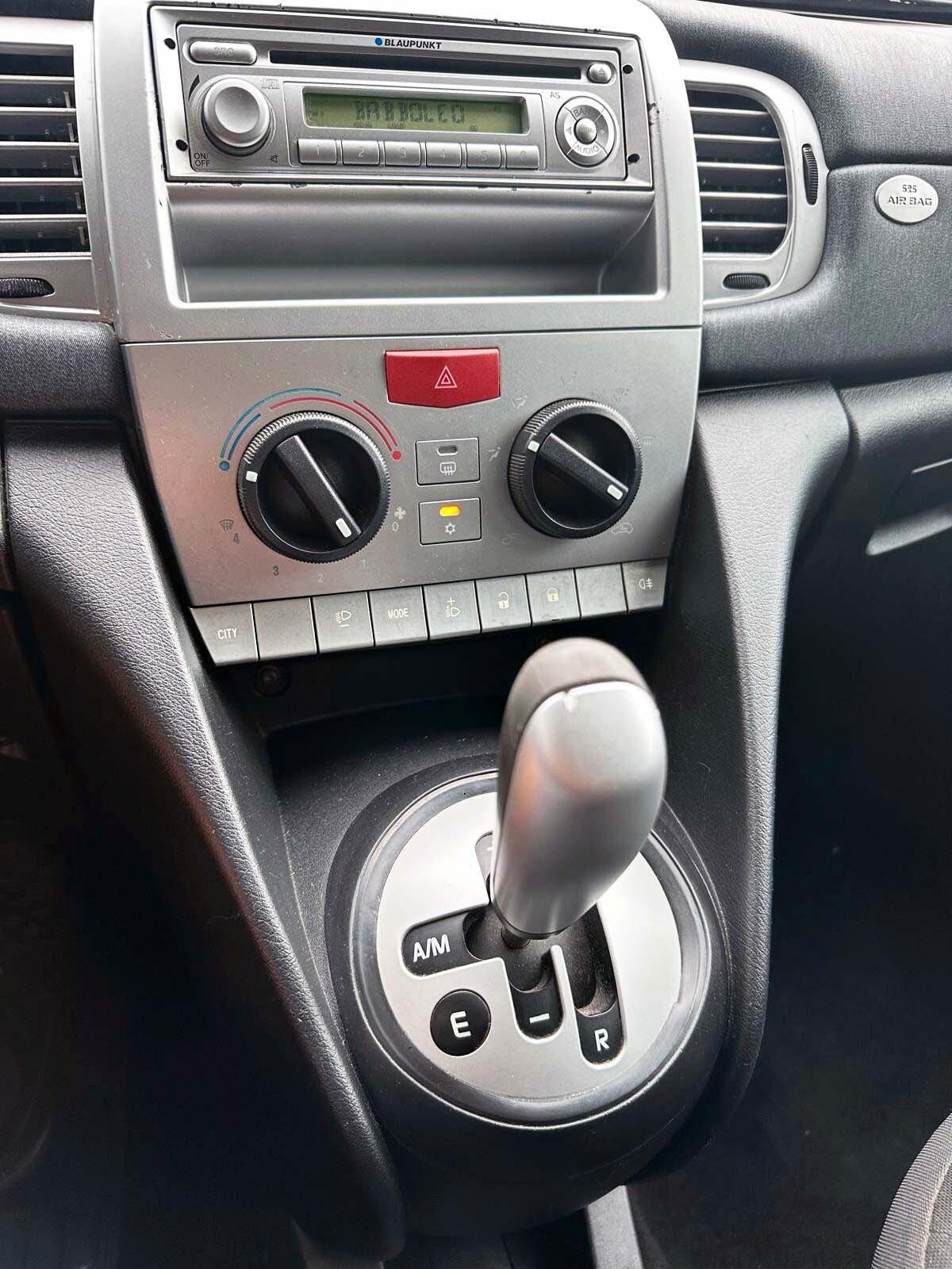 Lancia Ypsilon 1.3 MJET Automatica
