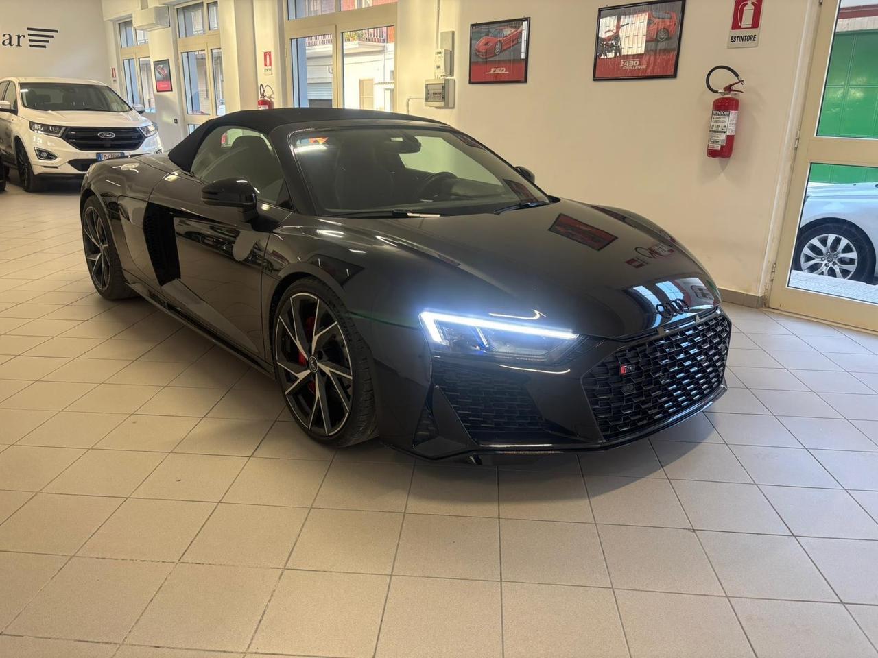 Audi R8 Spyder V10 RWD S tronic