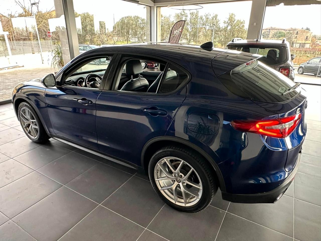 Alfa Romeo Stelvio 2.2 Turbodiesel 190 CV AT8 RWD Executive