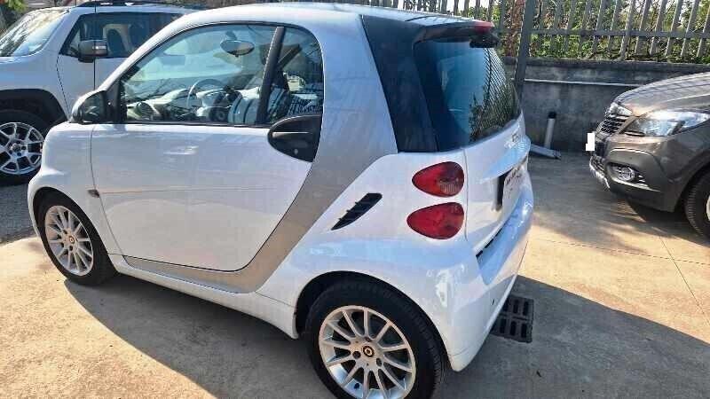 Smart ForTwo 1.0 MHD 71 CV Passion