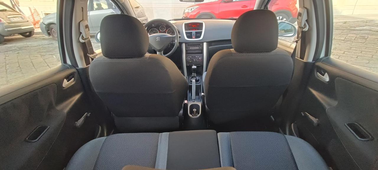 Peugeot 207 Plus 1.4 8V 75CV 5p. ECO GPL