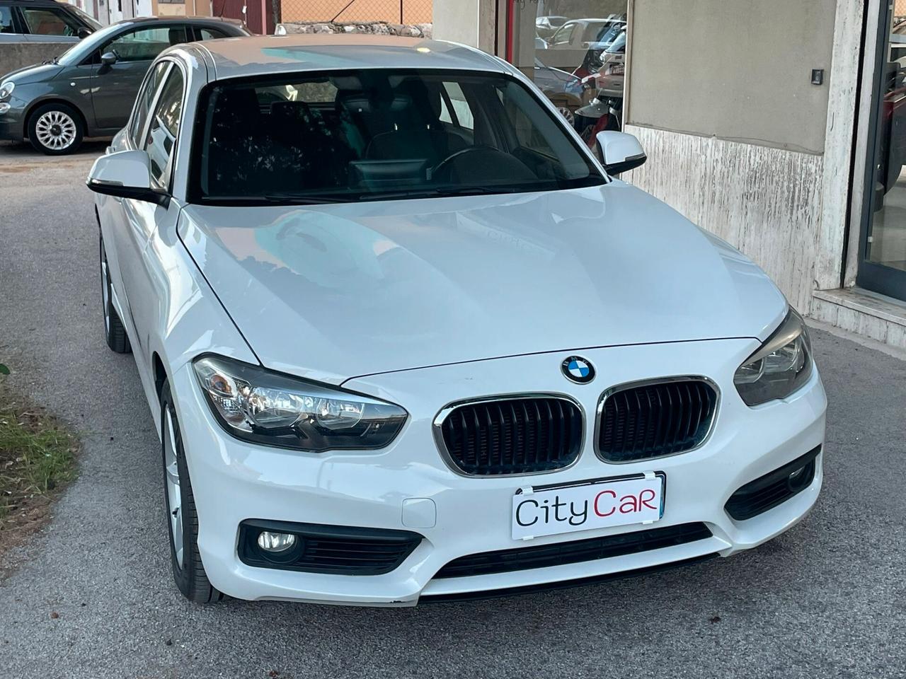 Bmw 118 118d 5p. Advantage