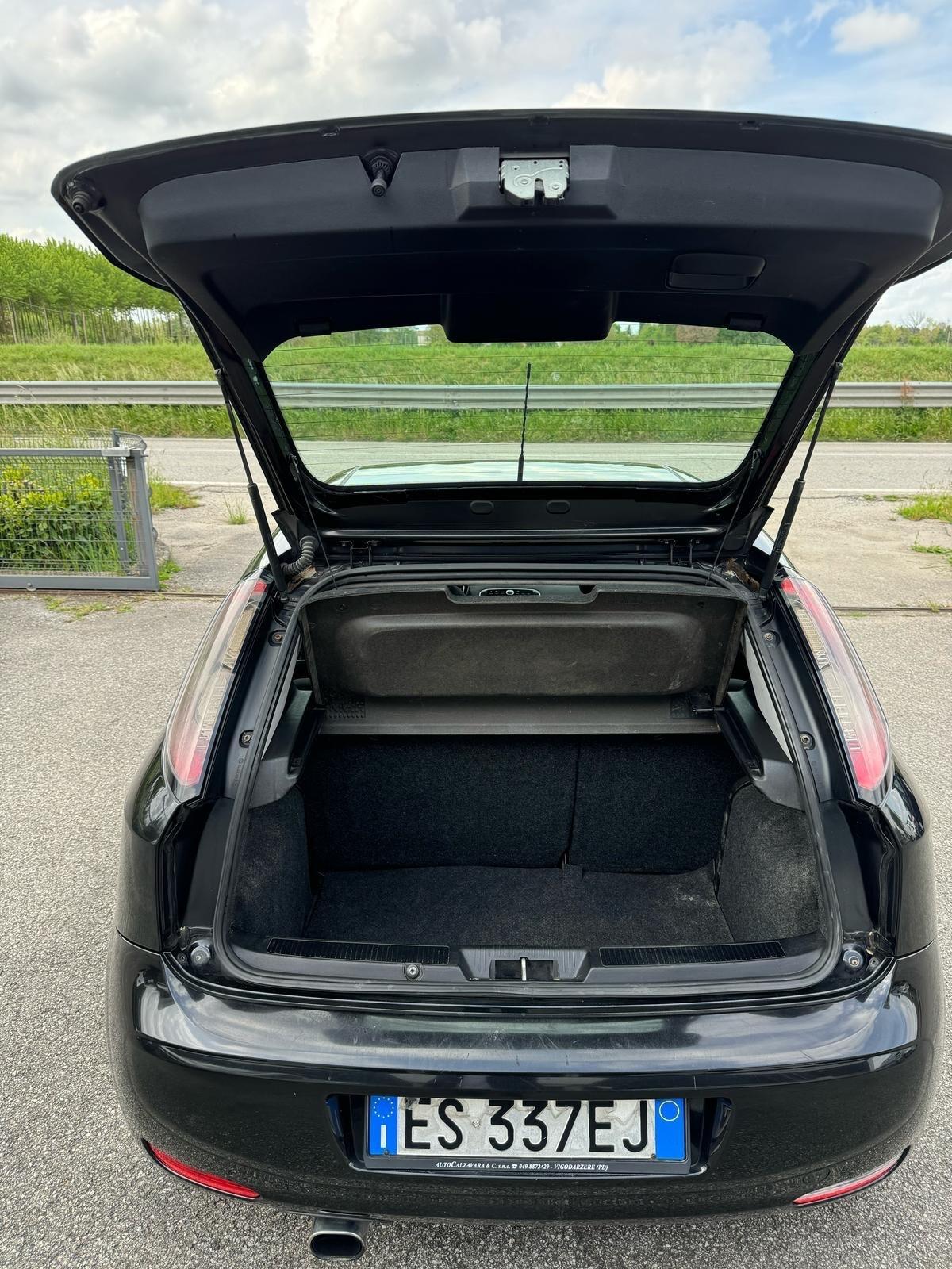 Fiat Punto 1.3 MJT 5 porte NEOPATENTATI