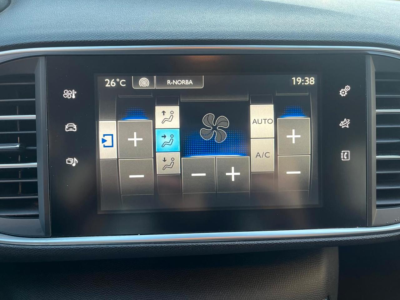 Peugeot 308 1.6 e-HDi 115 CV Stop&Start SW Active