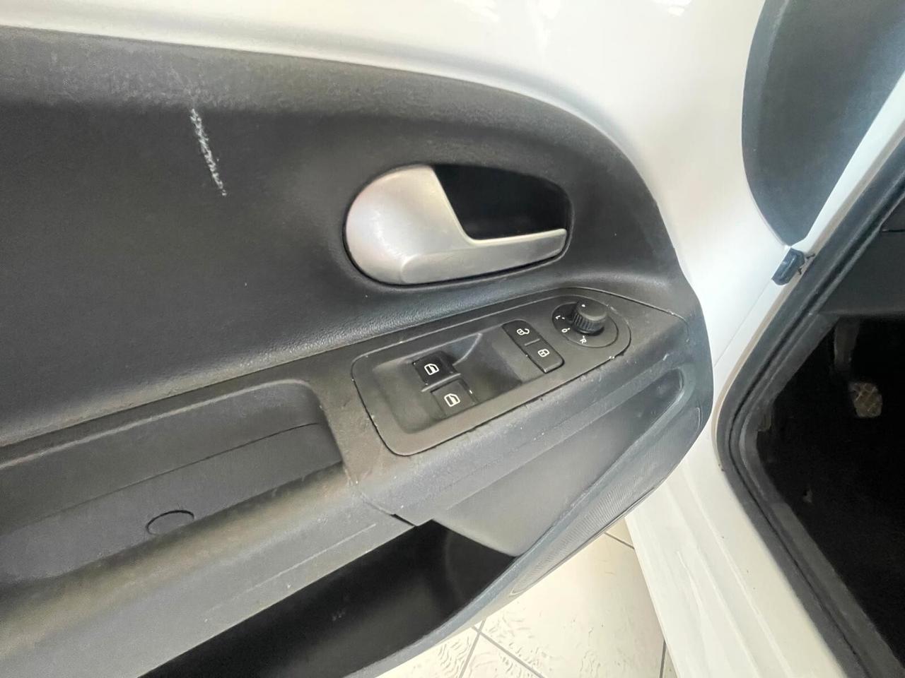 Volkswagen up! 1.0 Move up! BlueMotion