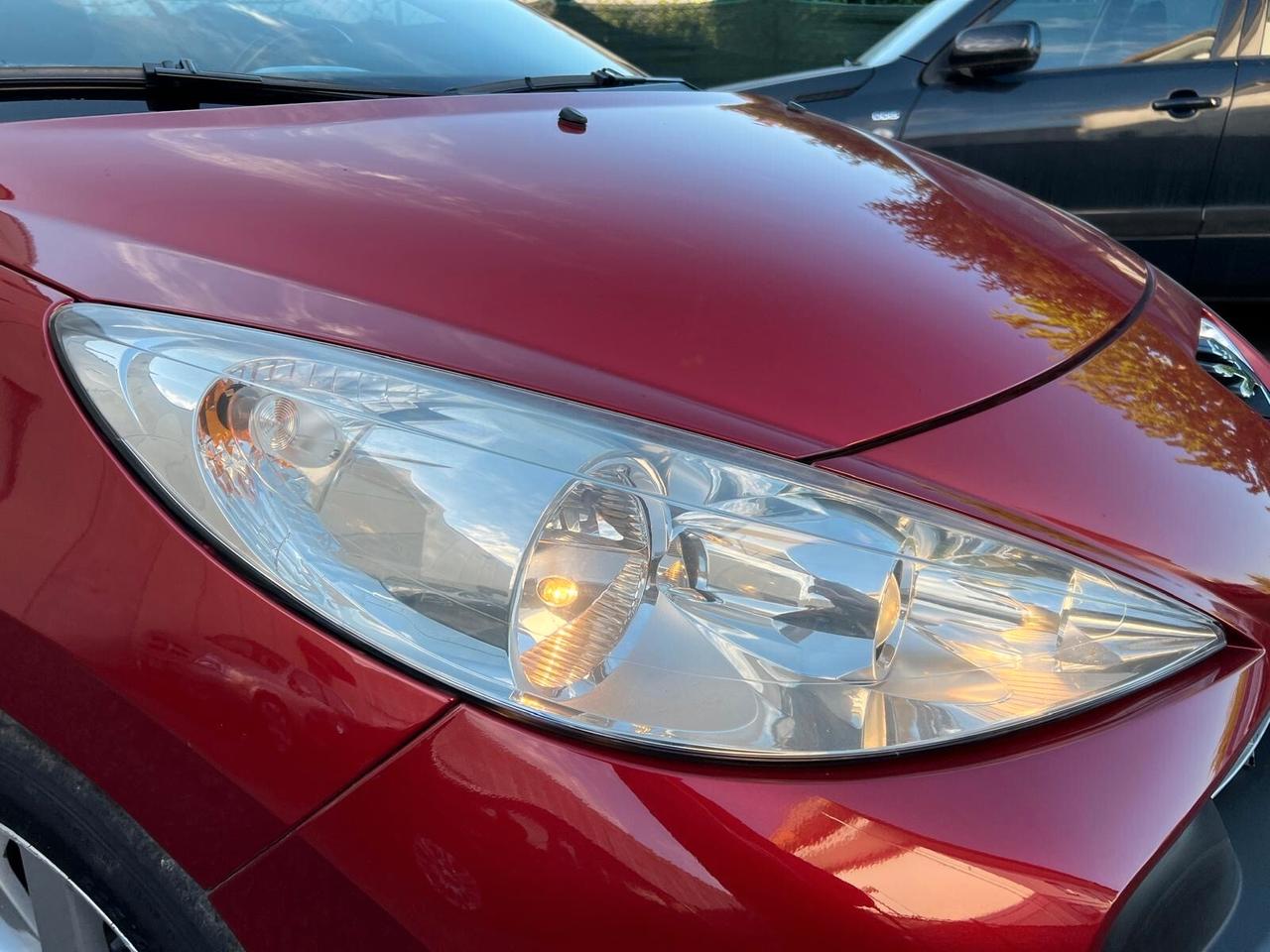 Peugeot 207 1.6 VTi 120CV CC Féline
