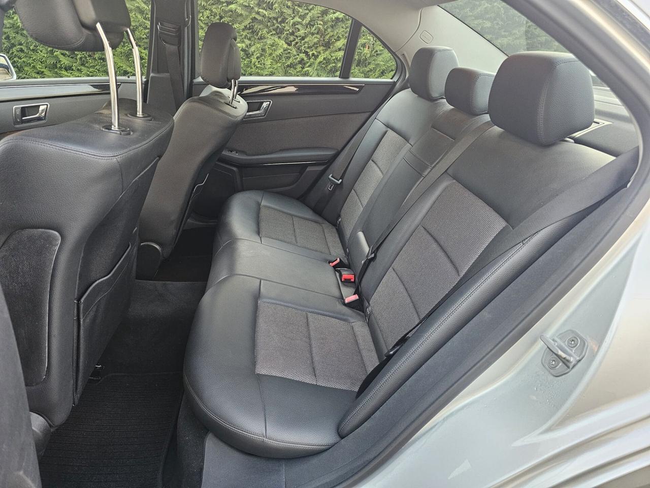 Mercedes-benz E 220 AVANTGARDE AMG