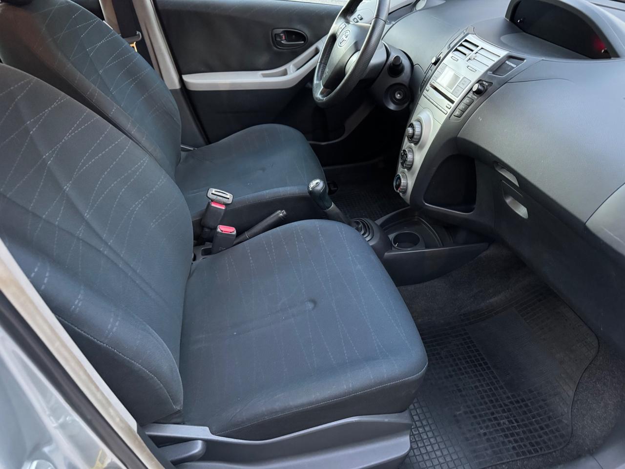 Toyota Yaris 1.4 D-4D 5 porte Sol