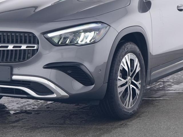 MERCEDES-BENZ GLA 180 Automatic Progressive Advanced