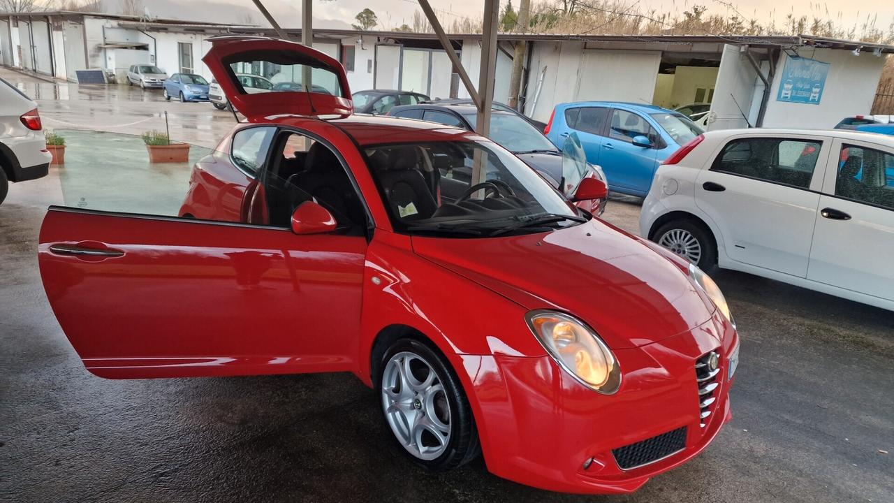 Alfa Romeo MiTo 1.6 JTDm 16V Distinctive Sport Pack
