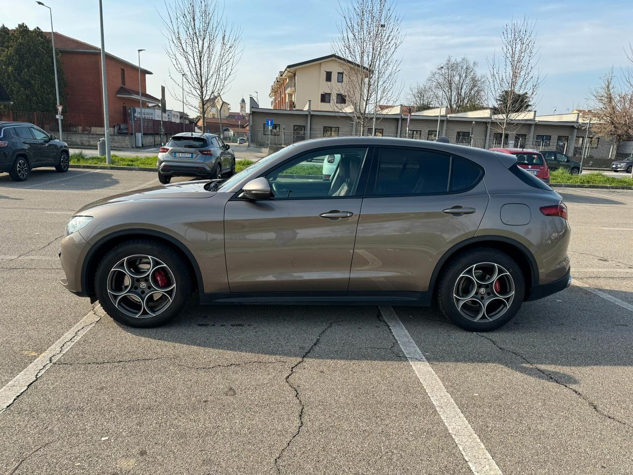 Alfa Romeo Stelvio 2.2 Turbodiesel 150 CV auto (da 307 € al mese)