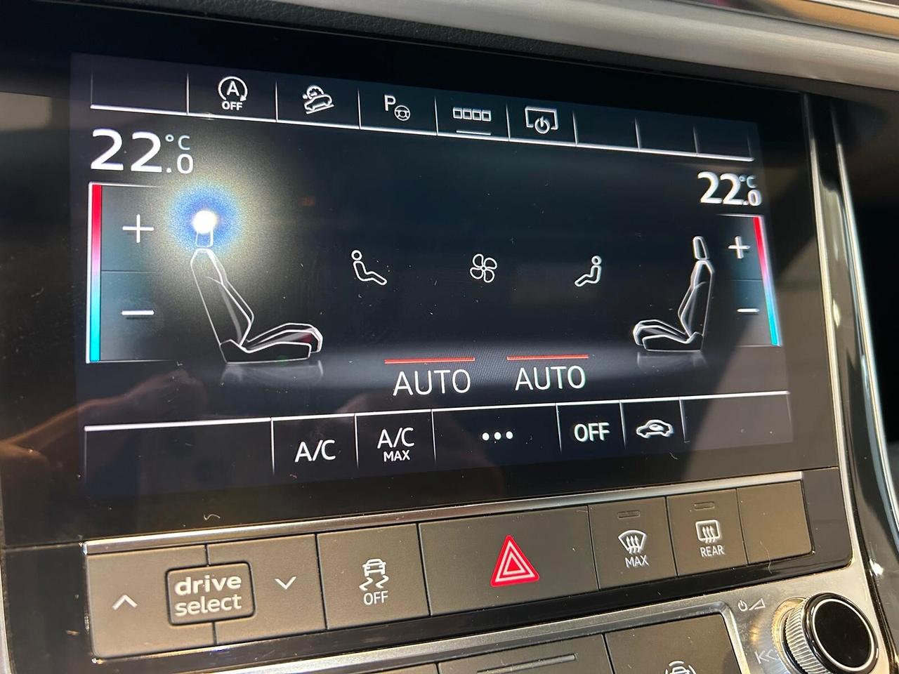 Audi Q8 SPORT 50 TDI quattro tiptronic MHEV S LINE