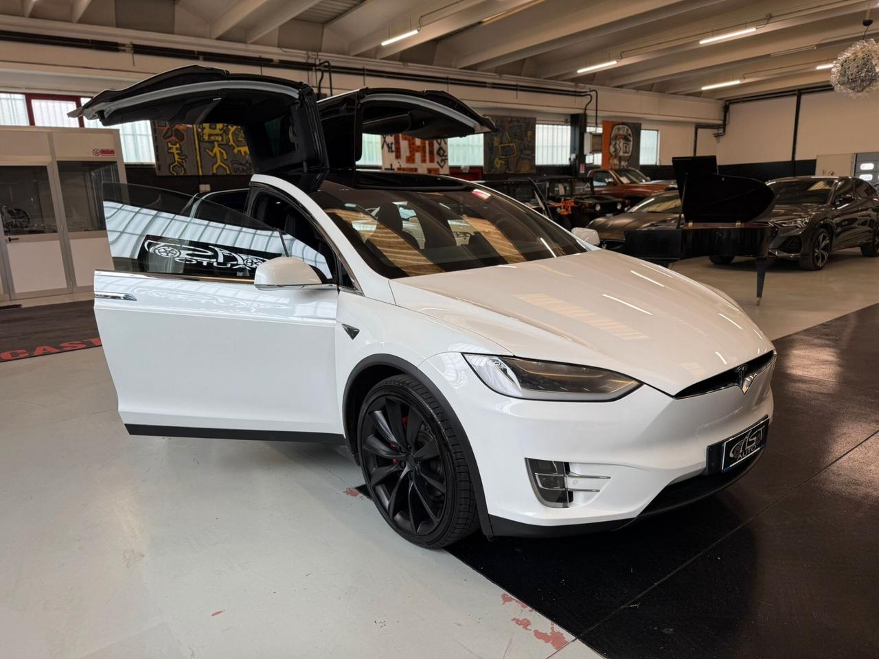 Tesla Model X P100D Dual Motor Performance