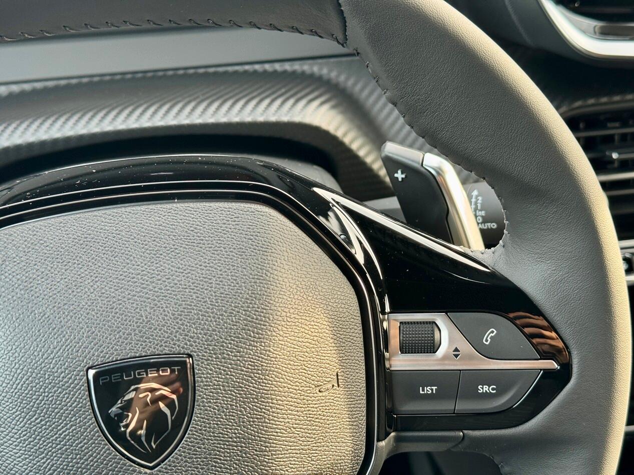 Peugeot 2008 1.2 puretech Allure s&s 130cv eat8
