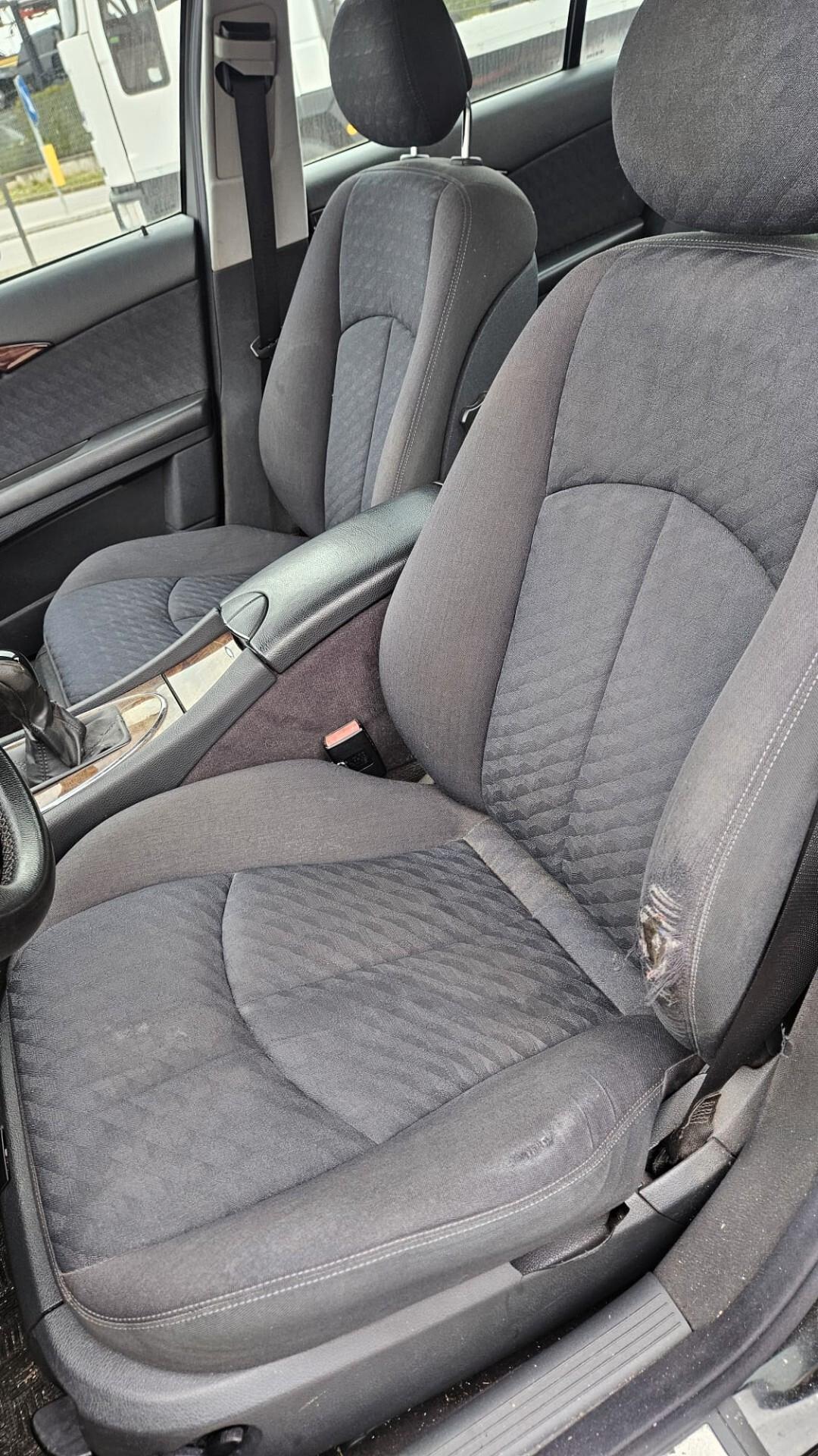 Mercedes-benz E 270 CDI cat Elegance