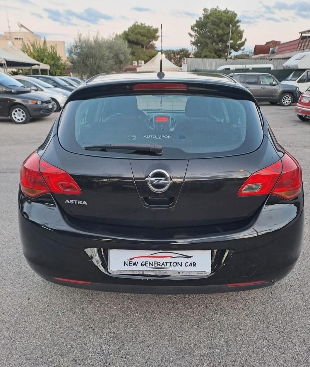 Opel Astra 1.4 100CV GPL 5 porte Elective