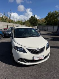 Lancia Ypsilon 1.0 Hybrid SINISTRATA