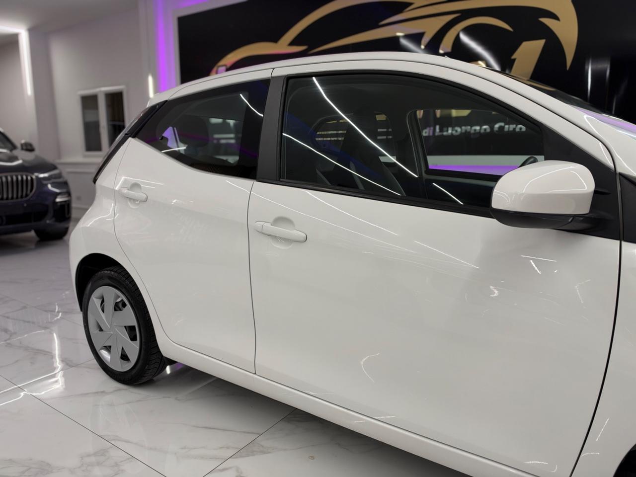 Toyota Aygo 1.0 69CV x-clusiv Full Opt Car-Play