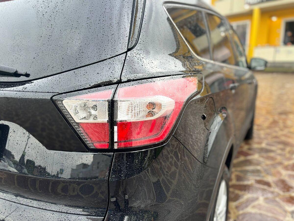 Ford Kuga 2.0 tdci Business s&s 2wd 120cv powershift my19.25