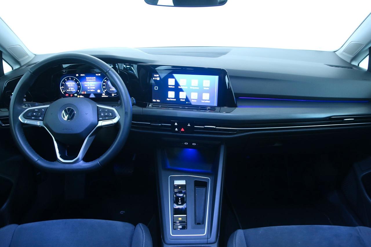Volkswagen Golf 1.5 eTSI 130CV DSG
