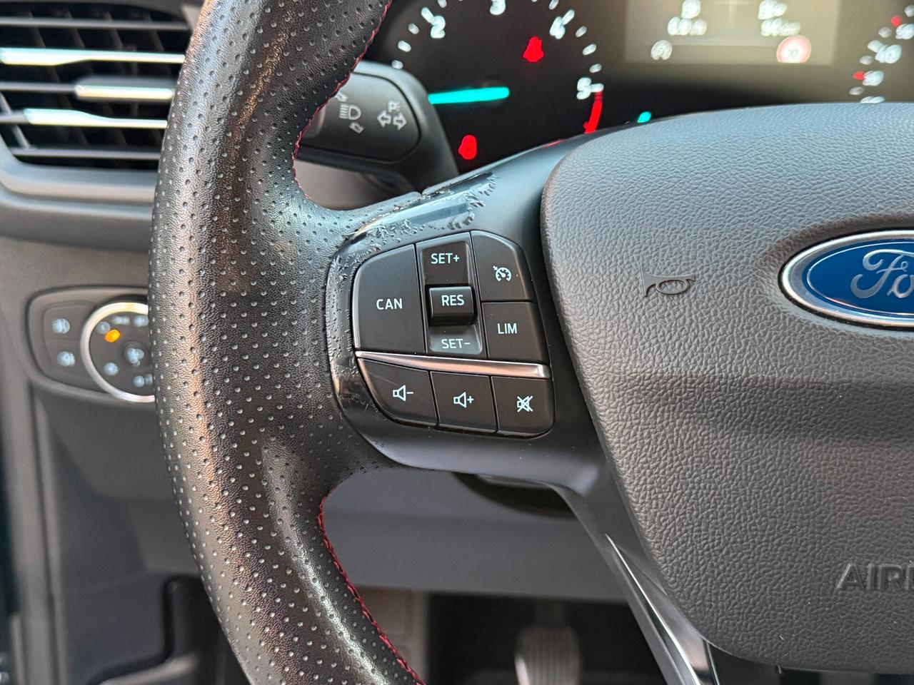 Ford Focus 1.5 EcoBlue 120CV 5P ST-Line NAVI 13.2"