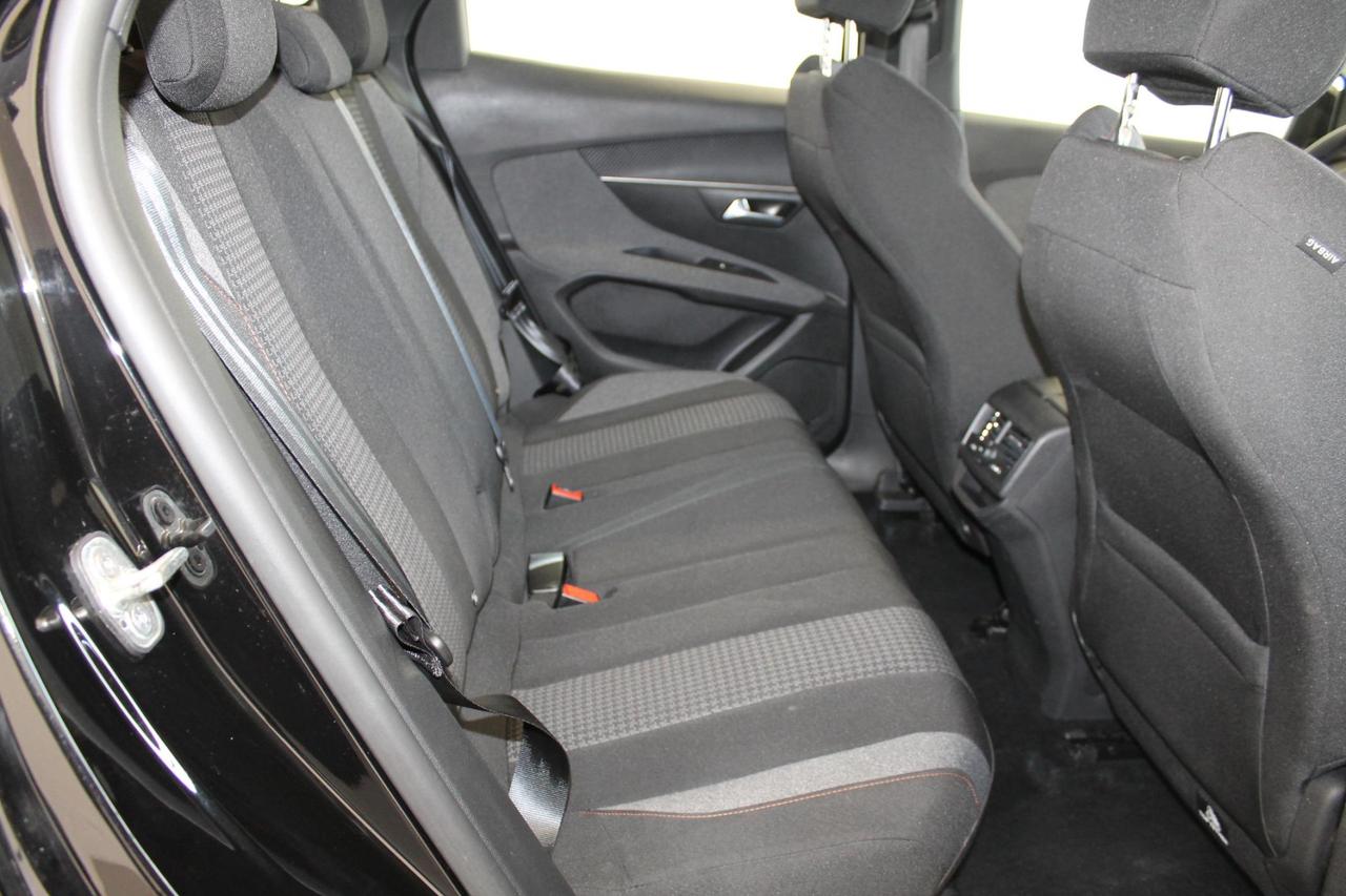 Peugeot 3008 1.5 bluehdi Active Pack 130 Cv. EAT8