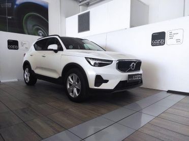 VOLVO XC40 (2017-->) - XC40 B3 automatico Essential