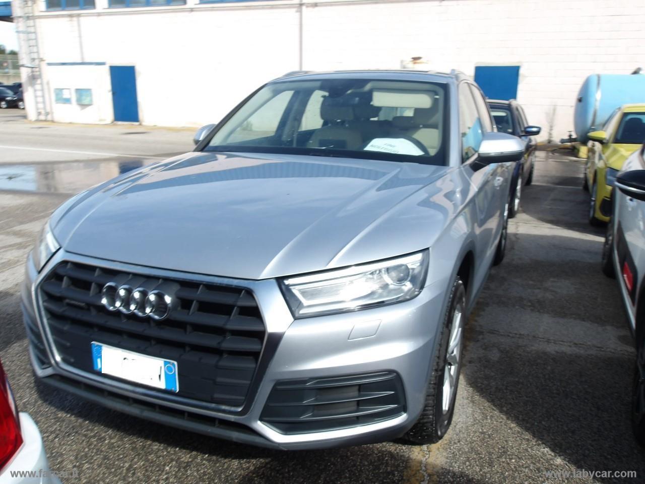 AUDI Q5 35 TDI quattro S tronic Business