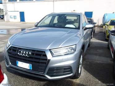 AUDI Q5 35 TDI quattro S tronic Business VETTURA IN ARRIVO