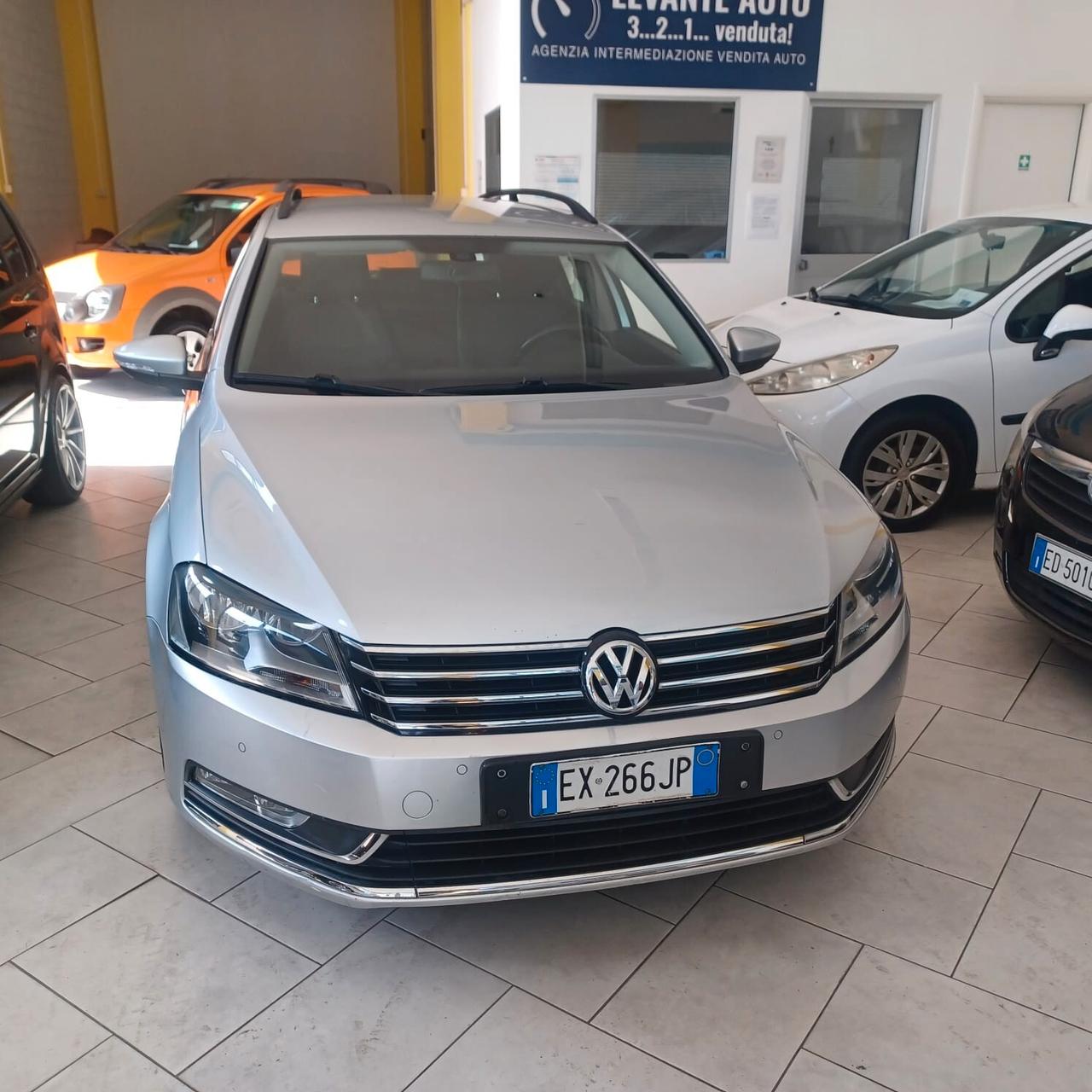 PASSAT 2.0 TDI CAMBIO AUTOMATICO RIFATTO CON FATTURA