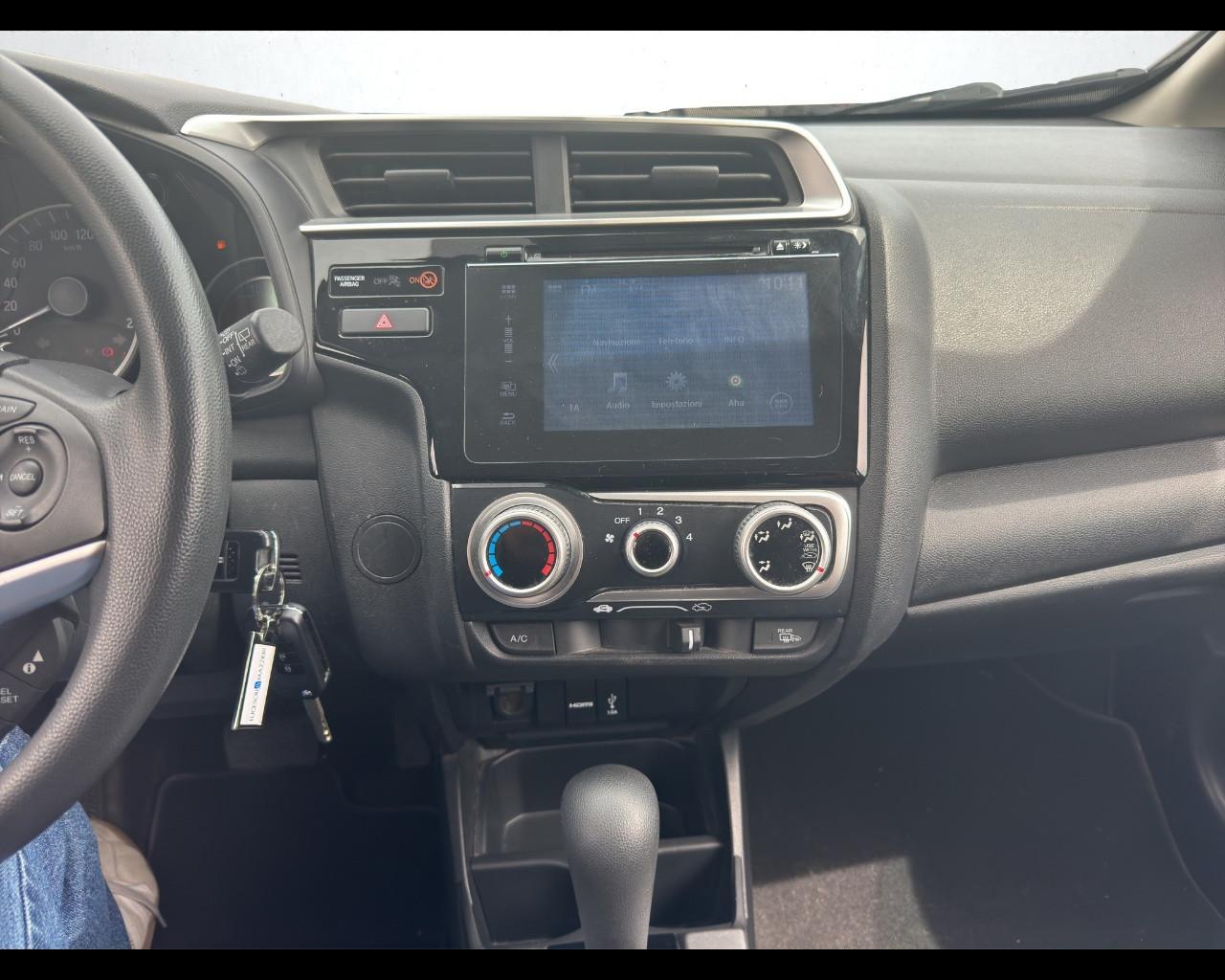 HONDA Jazz 3ª serie 15-20 - Jazz 1.3 Comfort Connect ADAS CVT