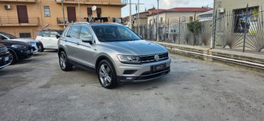 Volkswagen Tiguan 2.0 TDI SCR DSG 4MOTION offroad
