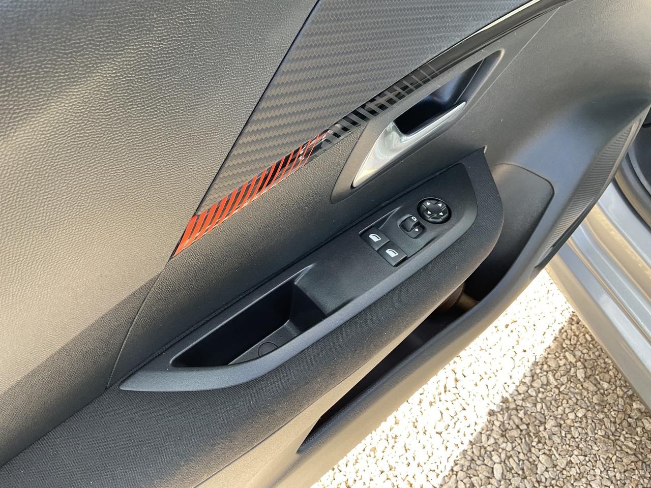 Peugeot 208 PureTech 75 GPL Stop&Start 5 porte Active