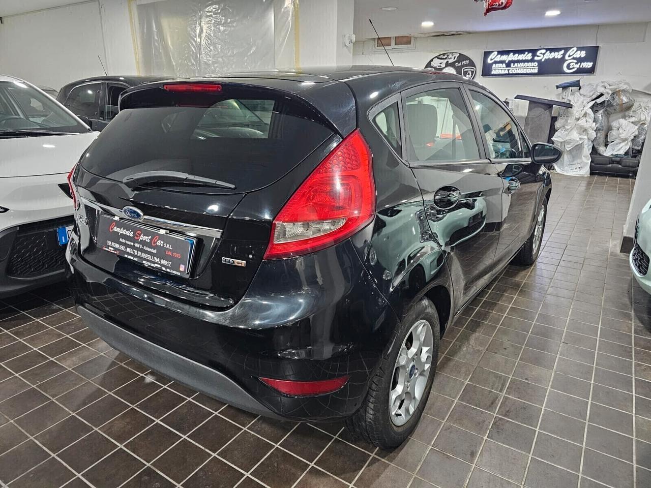 NUOVA FORD FIESTA TITANIUM 1.4 TDCI 70CV PER NEOPATENTATI