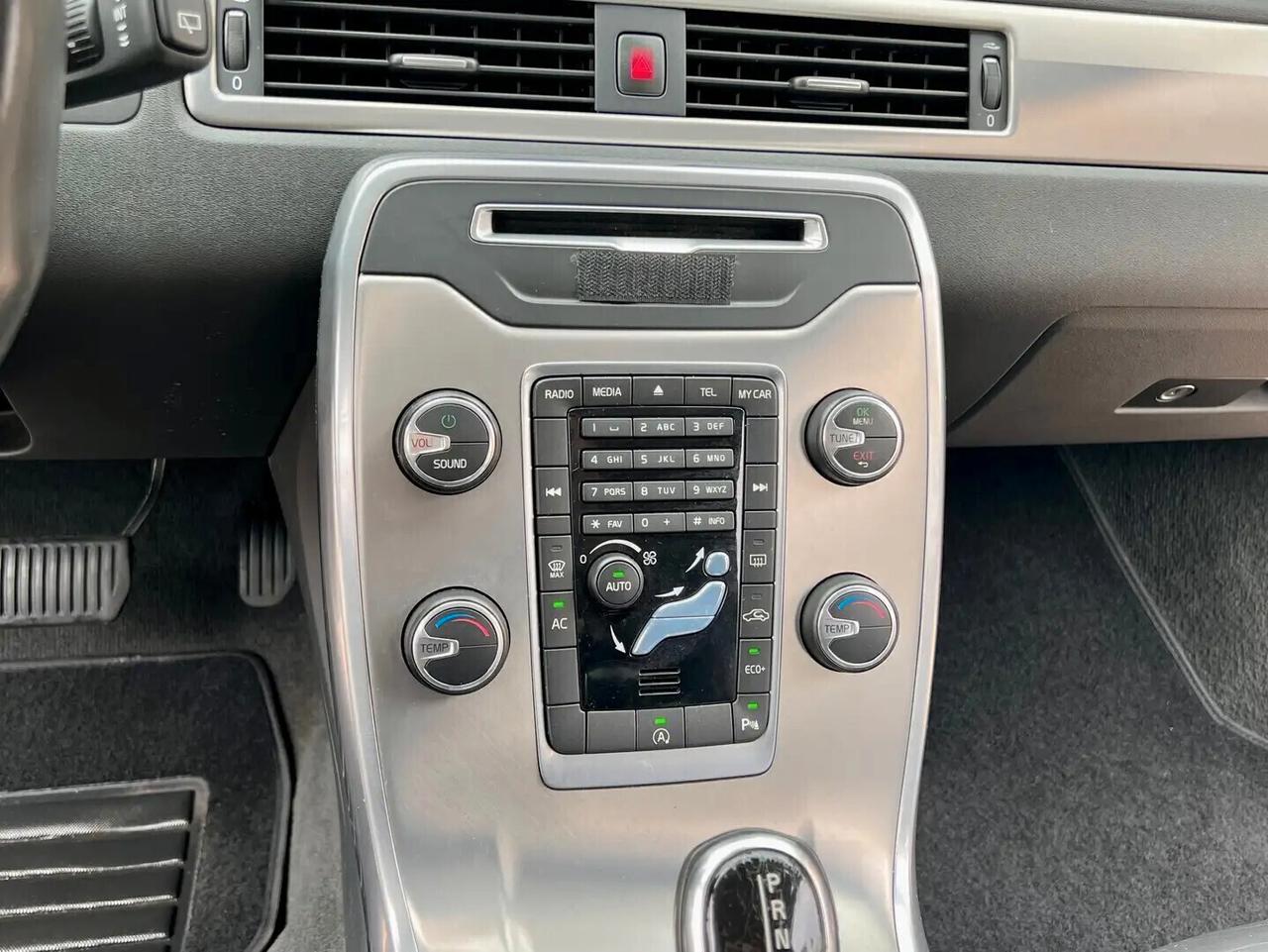 Volvo V70 D4 Geartronic Momentum