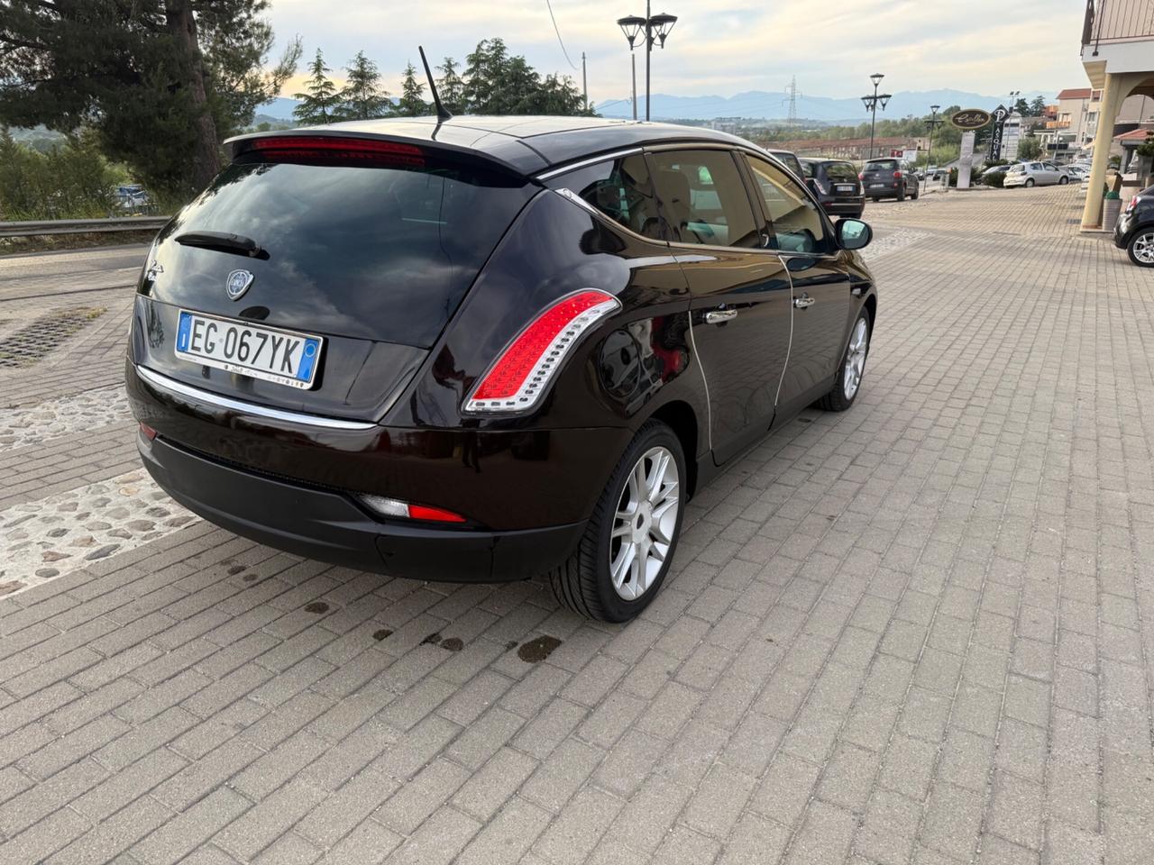 Lancia Delta 1.6 MJT DPF PLATINO