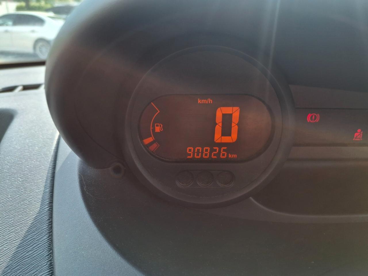 Renault Twingo 1.2 solo 90 mila km per neopatentati