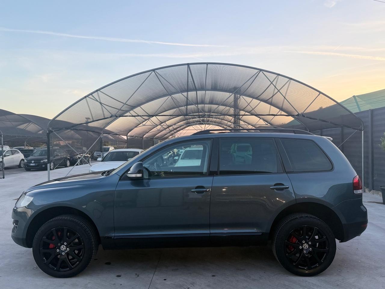 Volkswagen Touareg 3.0/240CV V6 TDI DPF tip. Executive