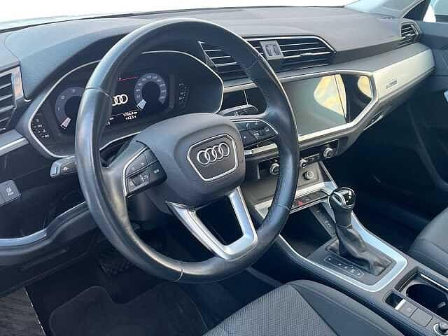 Audi Q3 35 TDI S tronic Business