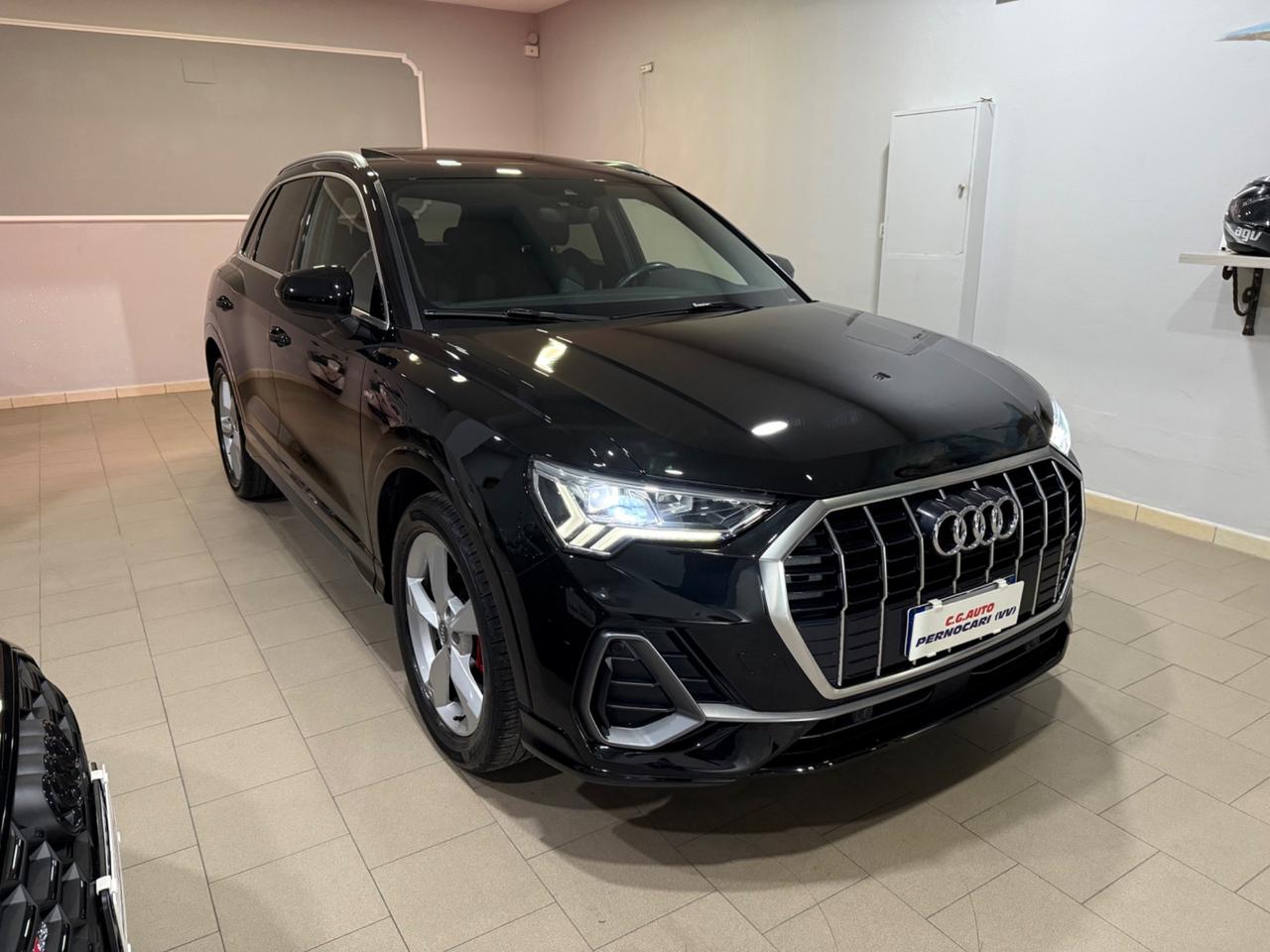 Audi Q3 2.0 TDI 150 CV S line Edition