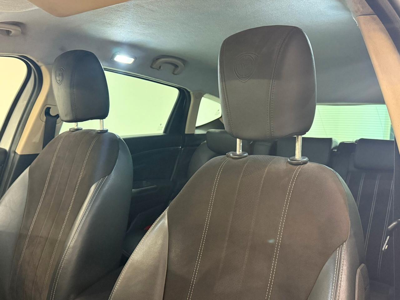 LANCIA DELTA 2.0 MJT 120CV PLATINO