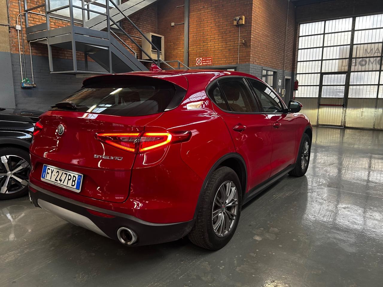 Alfa Romeo Stelvio 2.2 Turbodiesel 190 CV AT8 Q4 Super